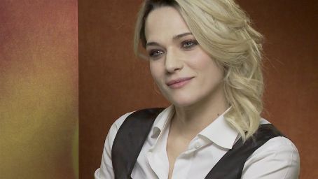 Un'Avventura, la nostra intervista alla protagonista Laura Chiatti
