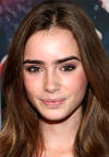 Lily Collins foto
