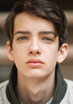 Kodi Smit-McPhee foto