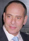 Nestor Serrano foto