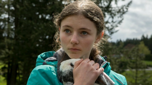 Senza lasciare traccia: recensione del film di Debra Granik con Ben Foster e Thomasin McKenzie