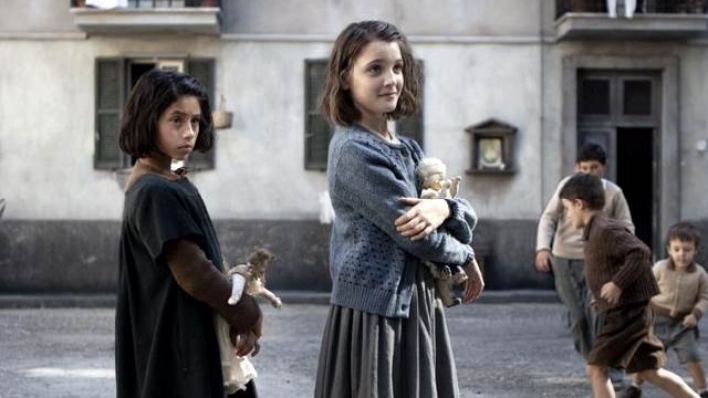 L'Amica Geniale: Stasera su Rai 1 la prima puntata della serie tratta dai libri di Elena Ferrante
