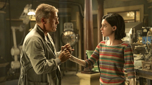 Alita: Angelo della battaglia: recensione dell'action di fantascienza diretto da Robert Rodriguez e prodotto da James Cameron