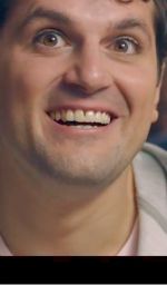Tonno spiaggiato Trailer ufficiale