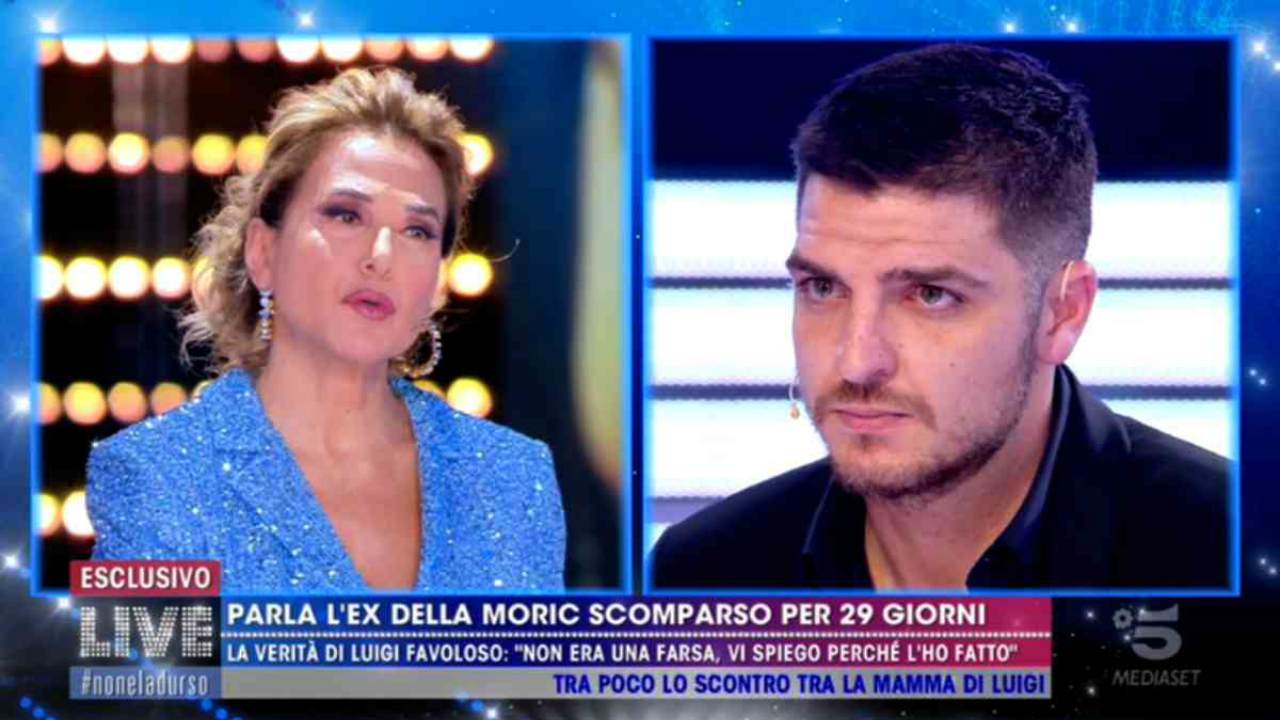 Live- Non è la D'Urso, Luigi Favoloso contro Barbara D'Urso: "I lividi di Nina Moric sono segni di interventi chirurgici"