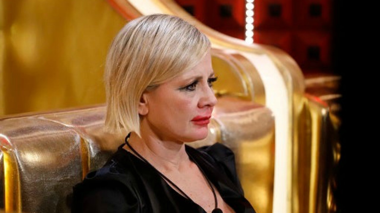 Grande Fratello Vip, Antonella Elia sul presunto tradimento del compagno Pietro: "Sgradevole"
