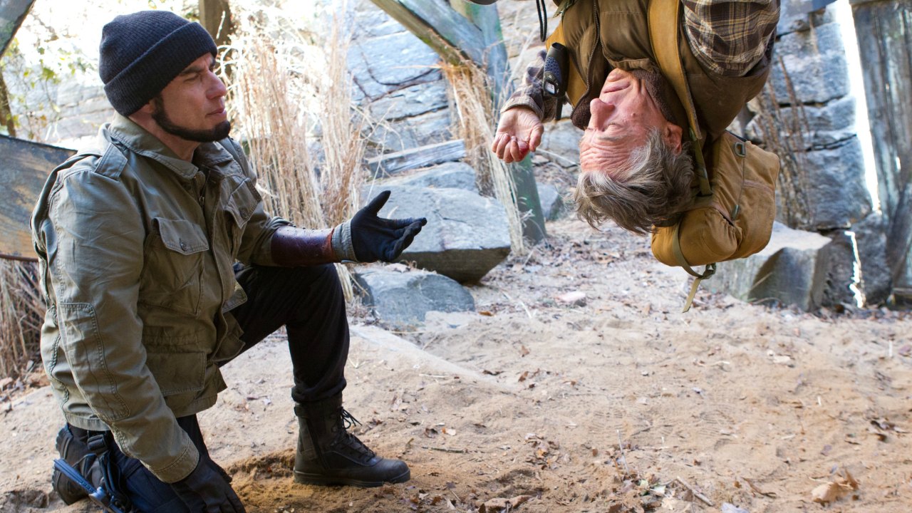 Killing Season: la recensione del thriller con Robert De Niro e John Travolta