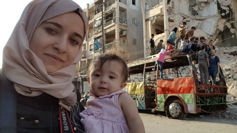 Alla mia piccola Sama: recensione del documentario sulla guerra in Siria