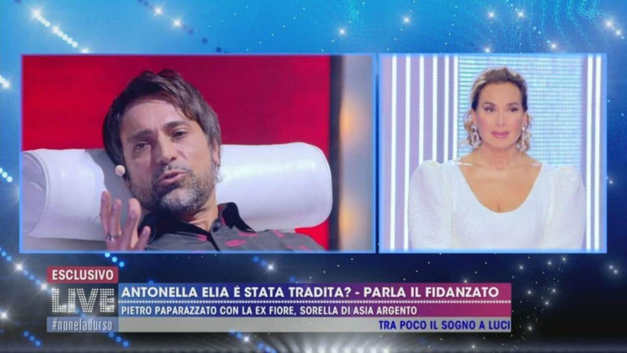 Live- Non è la D'Urso, Pietro Delle Piane attacca la D'Urso: "È tutto manipolato, Antonella Elia lo sa!" (video)