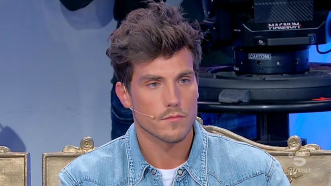 Uomini e Donne in onda oggi il trono classico: nuovi scontri tra Daniele e Carlo