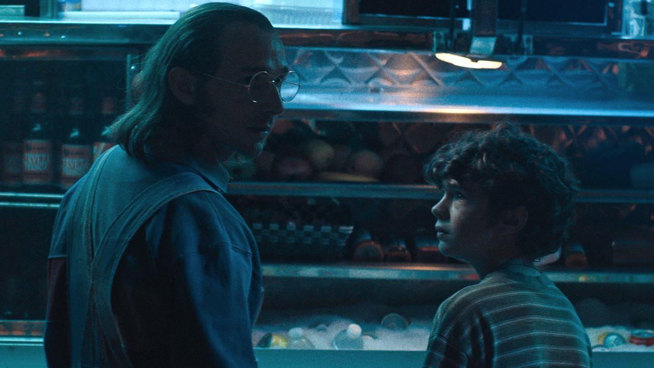 Honey Boy: il poster italiano del film sulla vera, tormentata infanzia di Shia LaBeouf