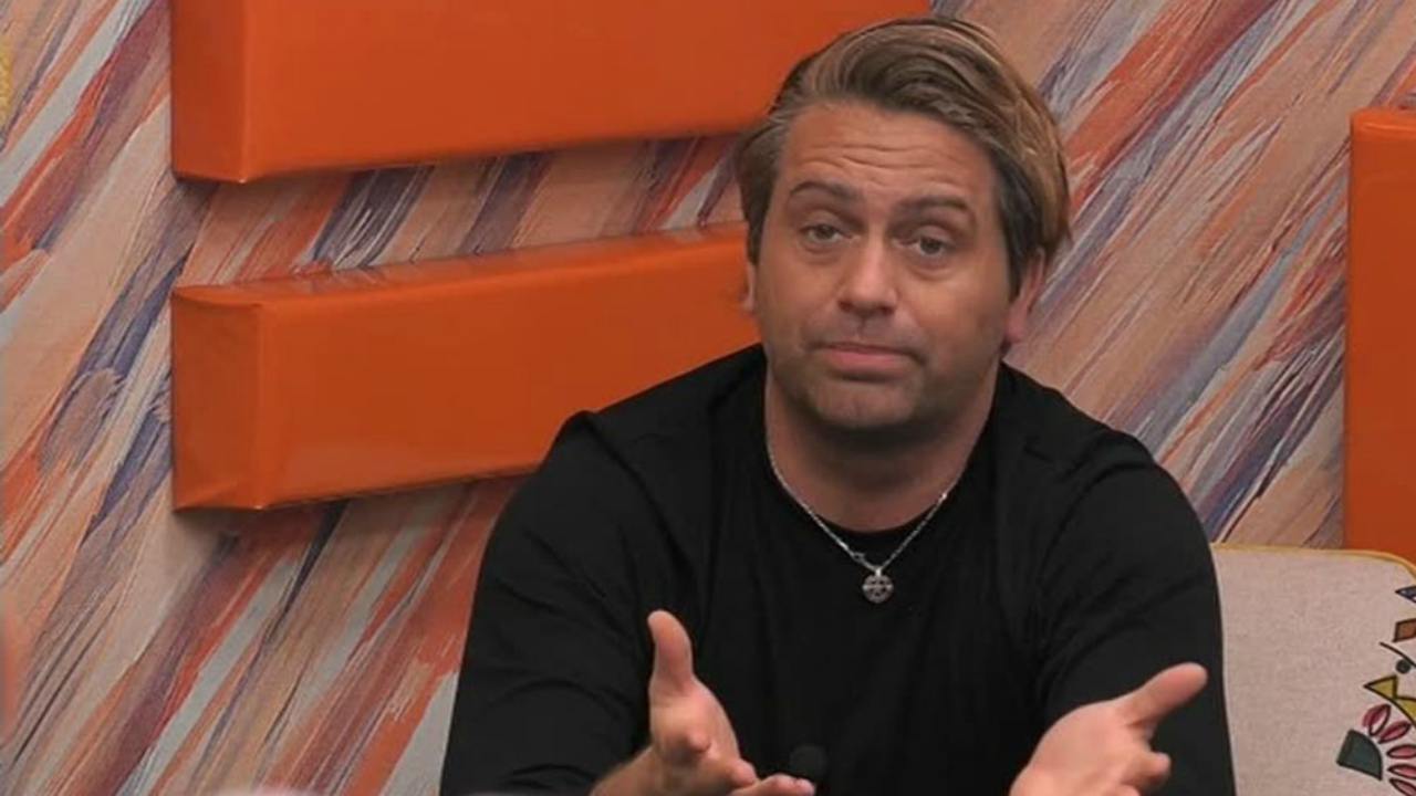 Grande Fratello Vip, Patrick Pugliese durissimo: "Uscirà Pago, ci siamo rotti di lui e Serena"