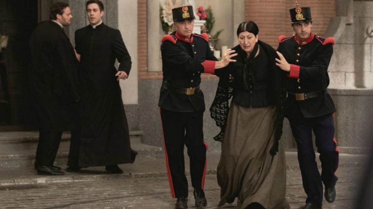Una Vita Anticipazioni 23 febbraio 2020: Ursula viene arrestata, è lei l'assassina di Fra Guillermo!