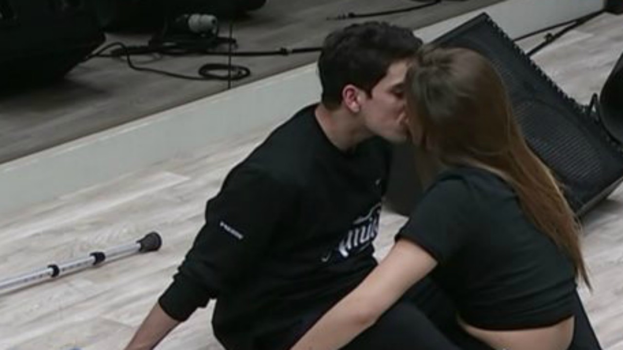 Amici 19 Javier e Talisa insieme, Martina sbotta: "È un bugiardo"