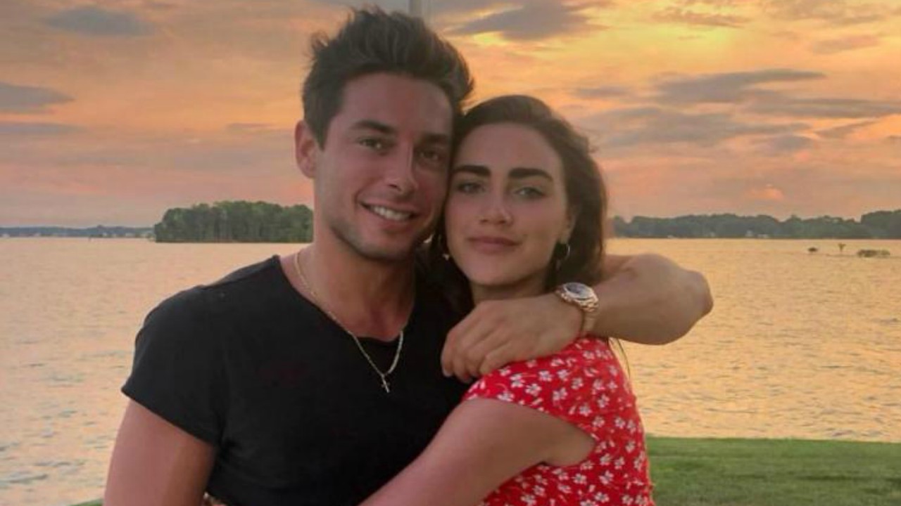 Grande Fratello Vip, la fidanzata di Andrea Denver: "Non mi tradirebbe mai con Adriana Volpe"