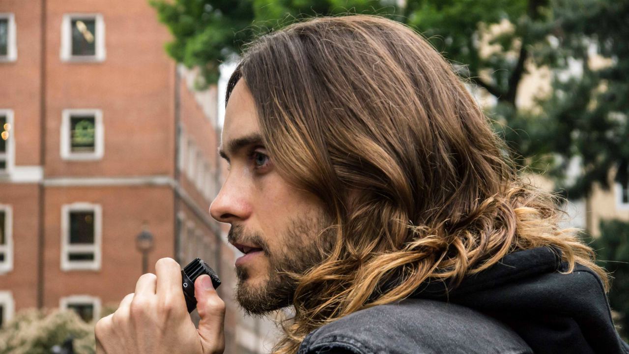 Coronavirus: Jared Leto torna dal deserto... e scopre la pandemia Coronavirus: Jared Leto torna dal deserto... e scopre la pandemia