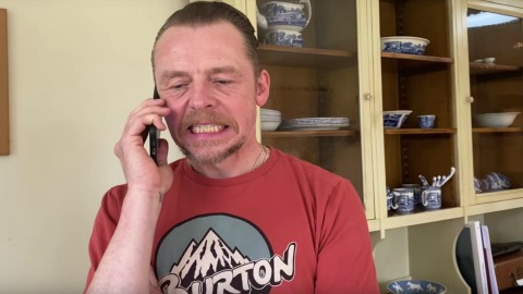 Il piano di Simon Pegg e Nick Frost per sconfiggere il Coronavirus - video