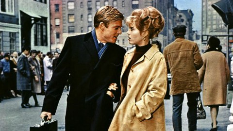 A piedi nudi nel parco: Jane Fonda e Robert Redford nella mitica commedia sentimentale