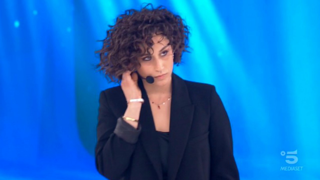 Amici 19: Giulia furiosa con i professori, scoppia una nuova polemica nella scuola