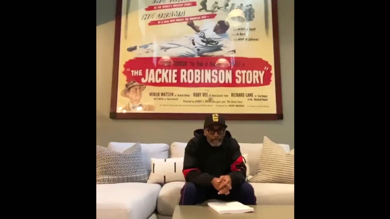 Spike Lee regala la sceneggiatura non realizzata del film sul campione di baseball Jackie Robinson
