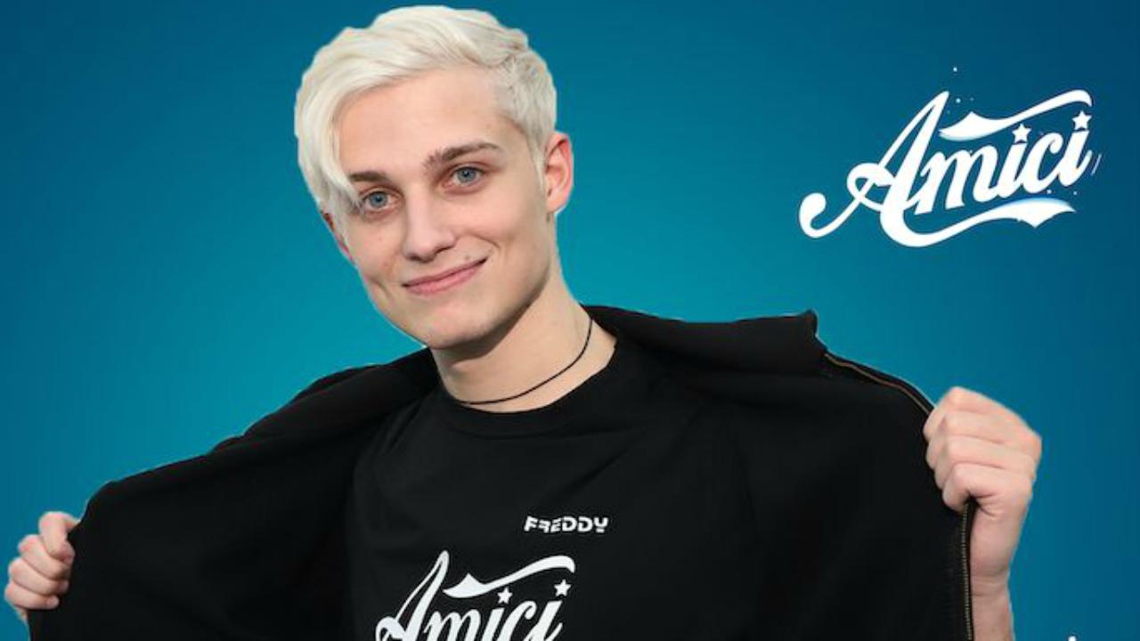 Amici 19, Francesco Bertoli racconta: "Ero bullizzato e porto ancora le cicatrici del passato"