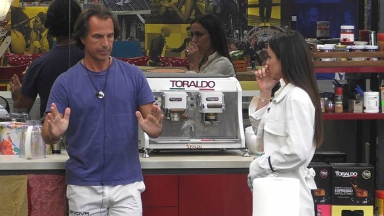 Grande Fratello Vip, Antonio Zequila: "Io merito la finale. Sossio Aruta non potrà mai vincere"