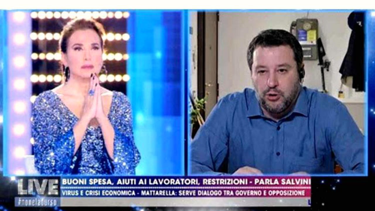 Barbara d'Urso nel caos: lanciata una petizione per cancellare i suoi programmi dopo la preghiere con Salvini