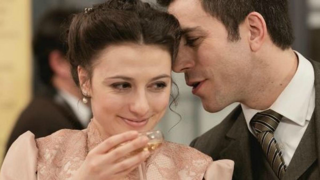 Una Vita Anticipazioni 5 aprile 2020: Telmo e Lucia annunciano le loro nozze