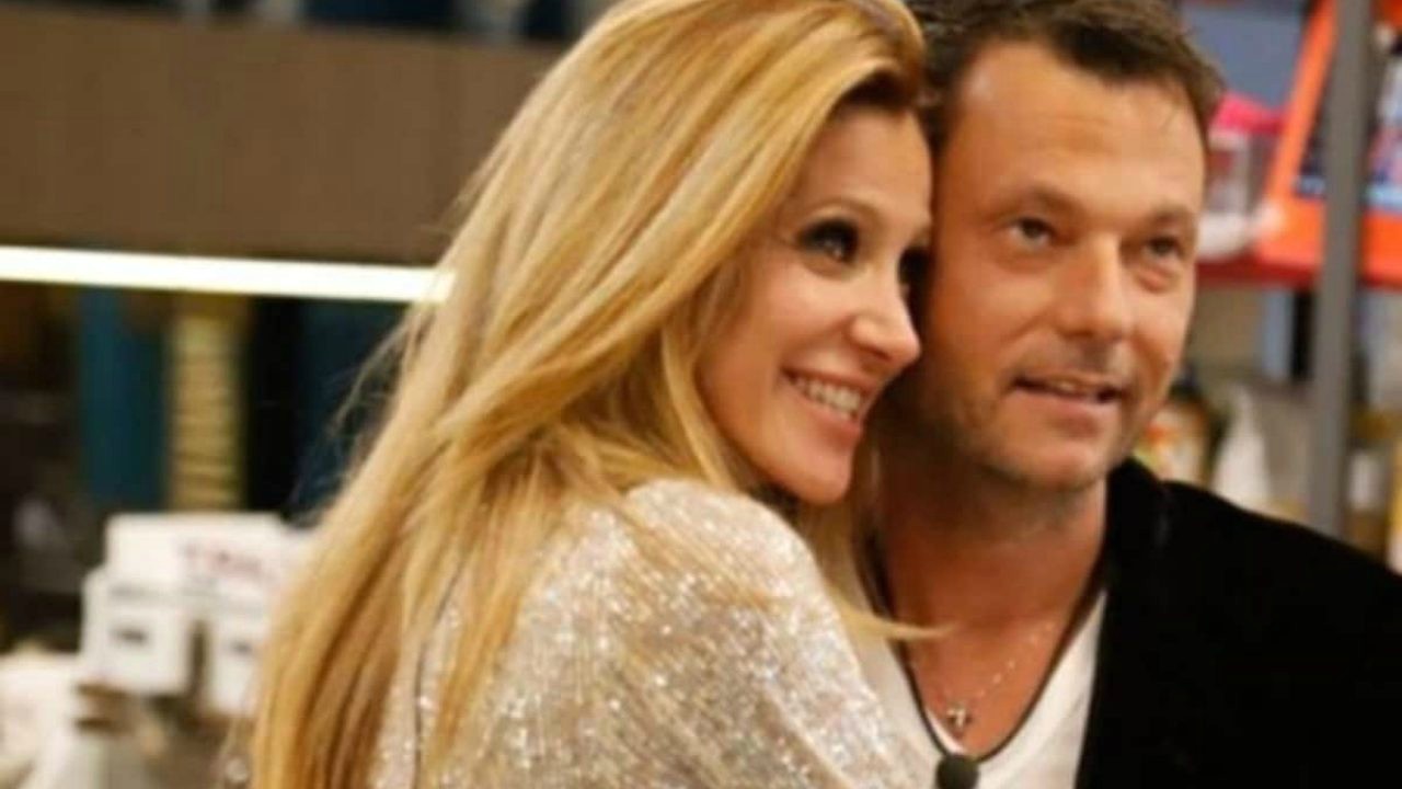 Grande Fratello Vip, Adriana Volpe e il marito Roberto Parli al capolinea? L'indiscrezione inaspettata