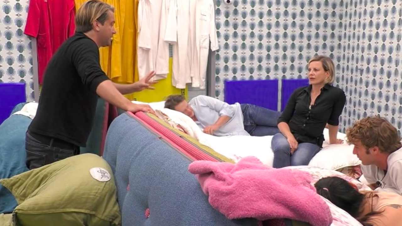 Grande Fratello Vip, Antonella Elia e Patrick Ray Pugliese fanno pace? "È acqua passata"