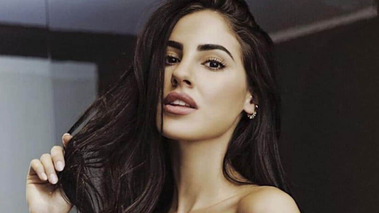 "Il libro di Giulia De Lellis era fuffa e lei è ricascata in una storia tossica", la replica dell'influencer