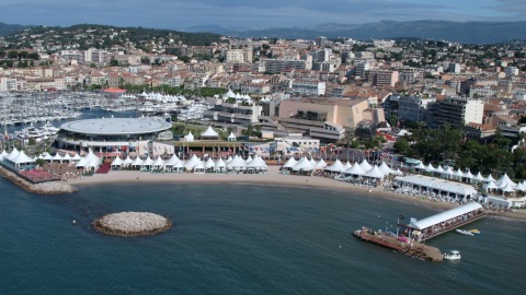 Il Festival di Cannes si allinea con Venezia: “non ci sarà un’edizione in digitale”