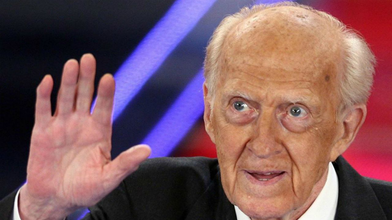 Mediaset ricorda Raimondo Vianello a 10 anni dalla sua scomparsa: ecco la programmazione TV di "Viva Raimondo"