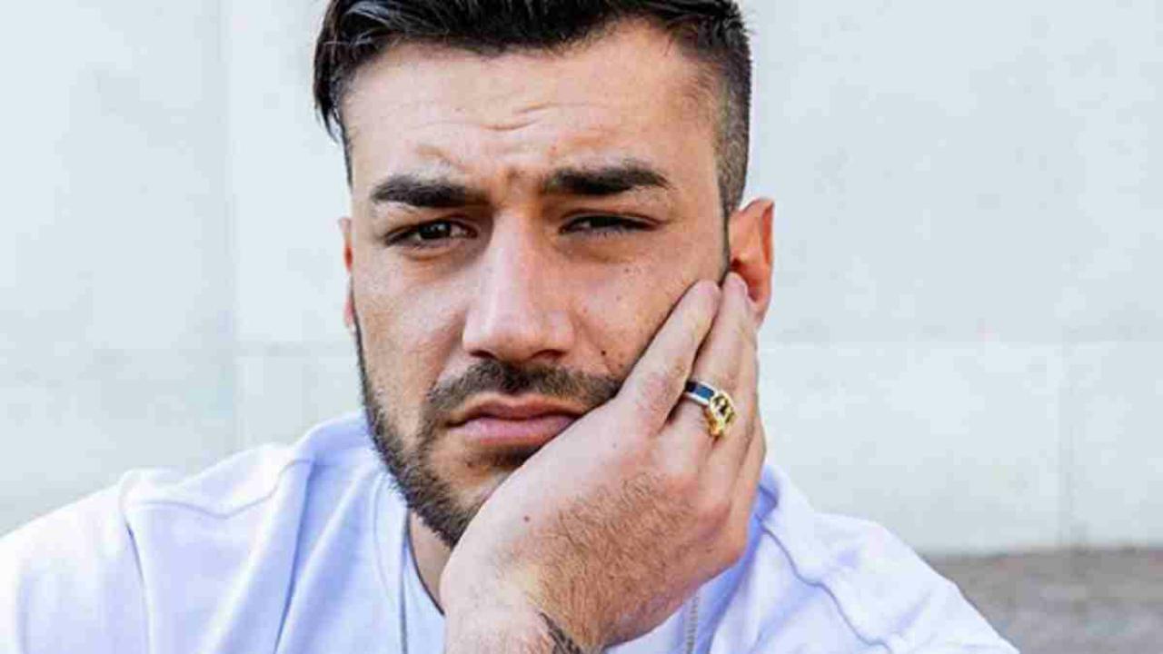 Uomini e Donne, Lorenzo Riccardi insulta una ragazza: è polemica