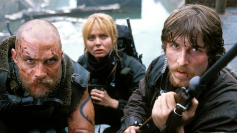 Il Regno del Fuoco: l'Apocalisse del 2020 nel film con Christian Bale e Matthew McConaughey