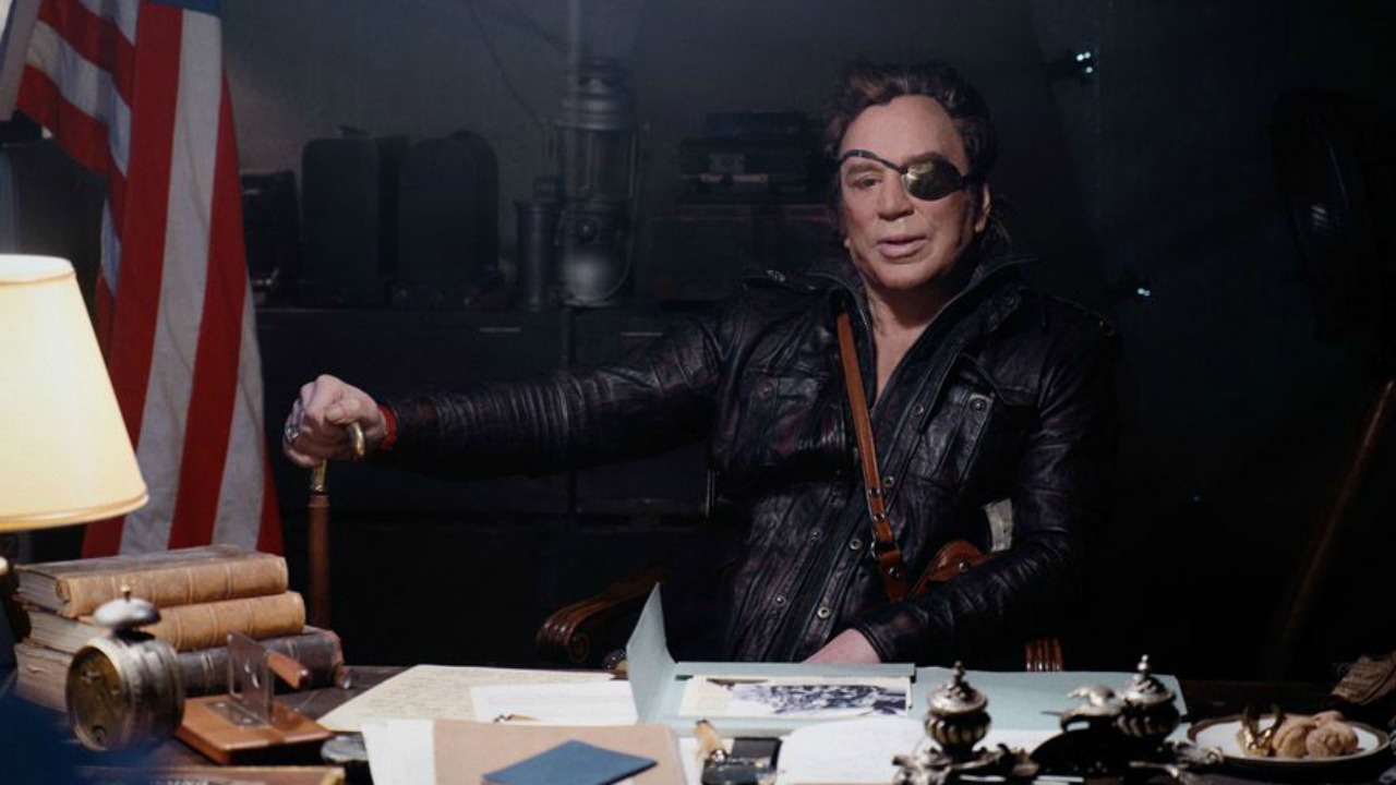 Mickey Rourke ha concluso le riprese di Warhunt, un horror di Mauro Borrelli girato durante la pandemia