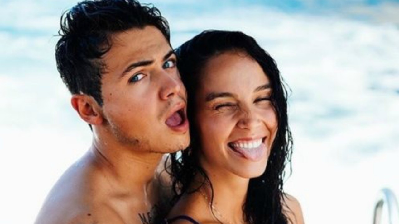 Grande Fratello Vip, Fede ha violato la quarantena per raggiungere Paola Di Benedetto? Le foto