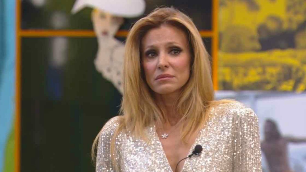 Grande Fratello Vip, Adriana Volpe: "Non sopporto le bugie, realtà manipolata e mistificata"