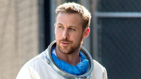 Ryan Gosling indosserà di nuovo la tuta spaziale per Phil Lord e Chris Miller