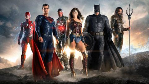 Justice League, Jason Momoa insiste sullo Snyder Cut, la versione originale del film