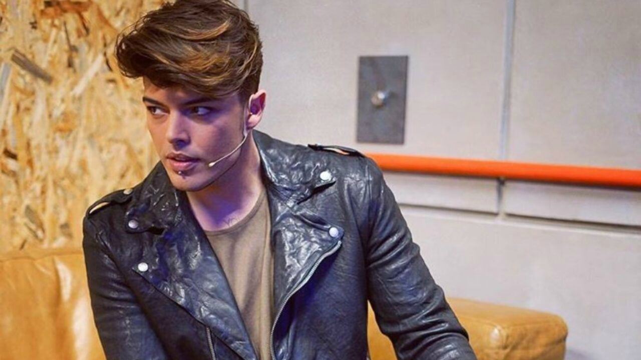 Amici Speciali, i The Kolors scalano la classifica e Stash confessa: "Mi sta facendo capire tante cose"