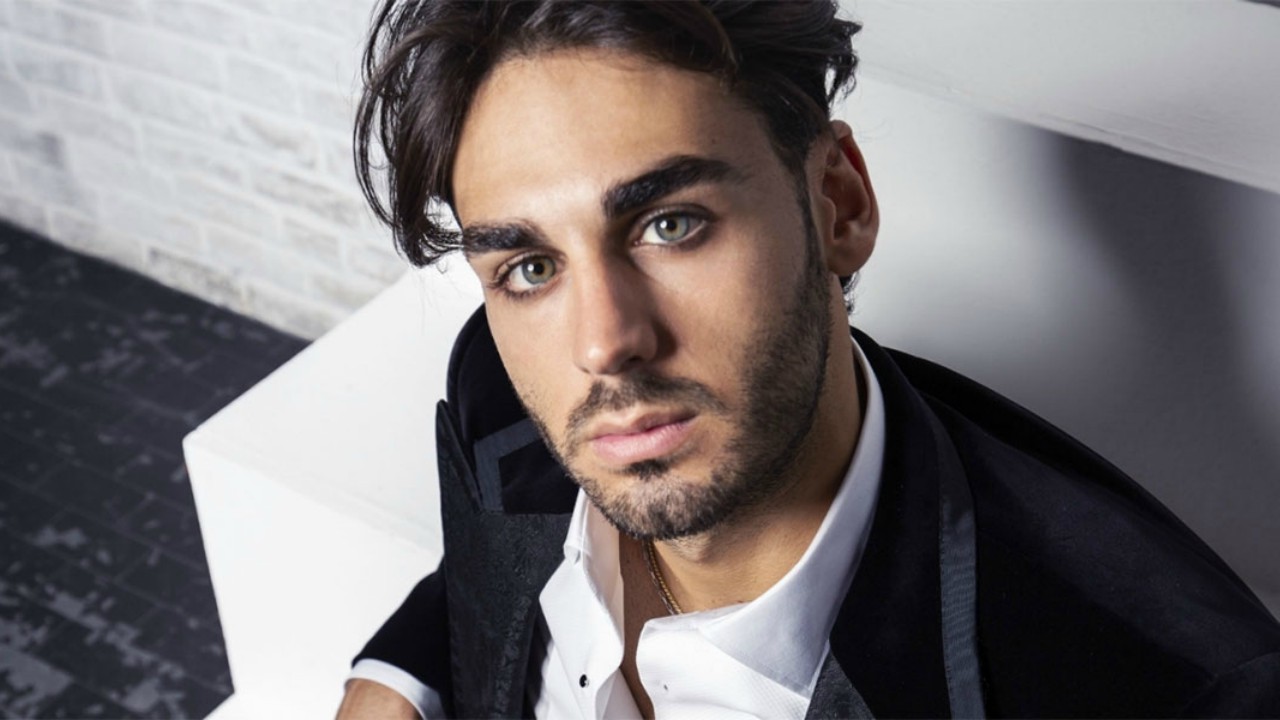 Amici Speciali, chi è Alberto Urso? Tutto sul giovane tenore del talent show