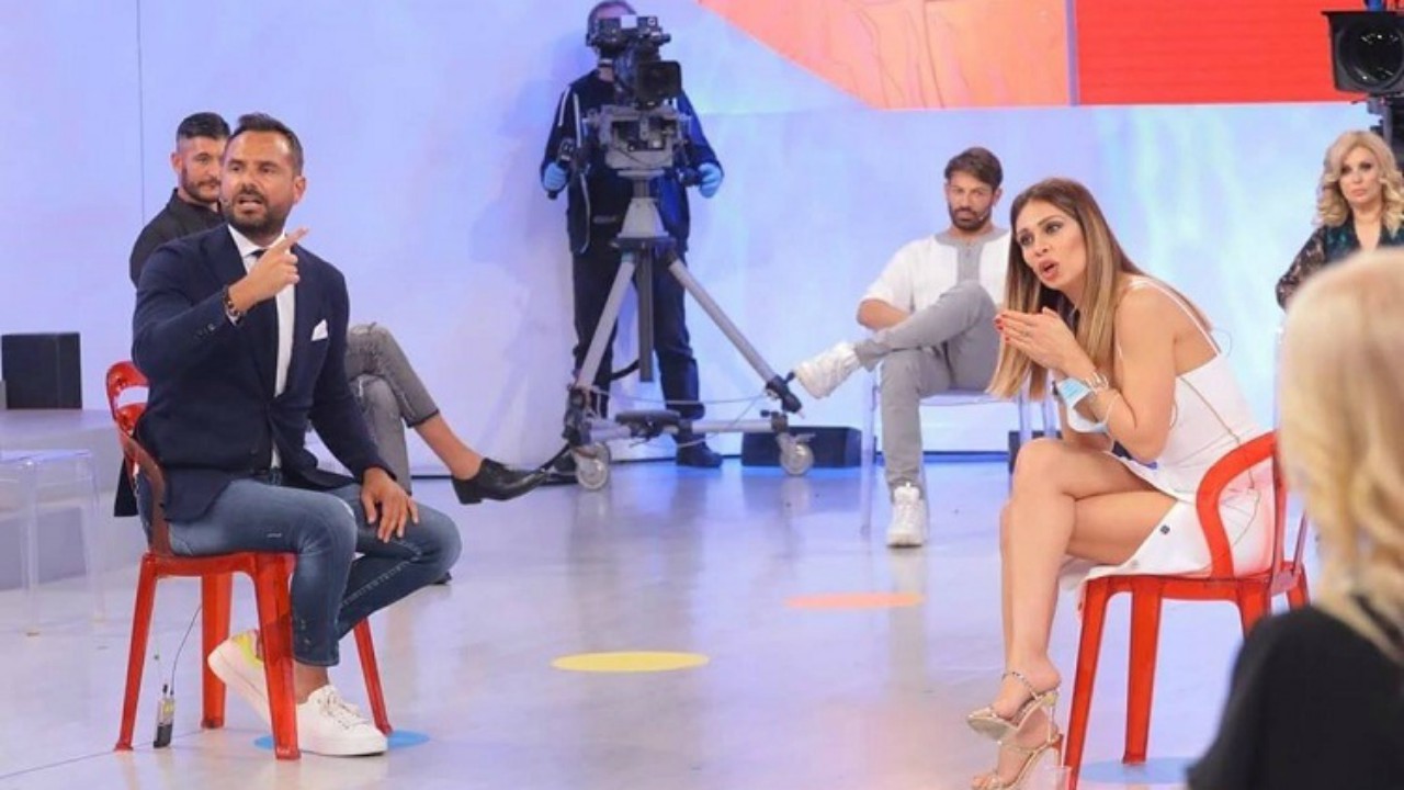 Uomini e Donne oggi: Enzo Capo e Pamela Barretta tornano in studio per un nuovo confronto