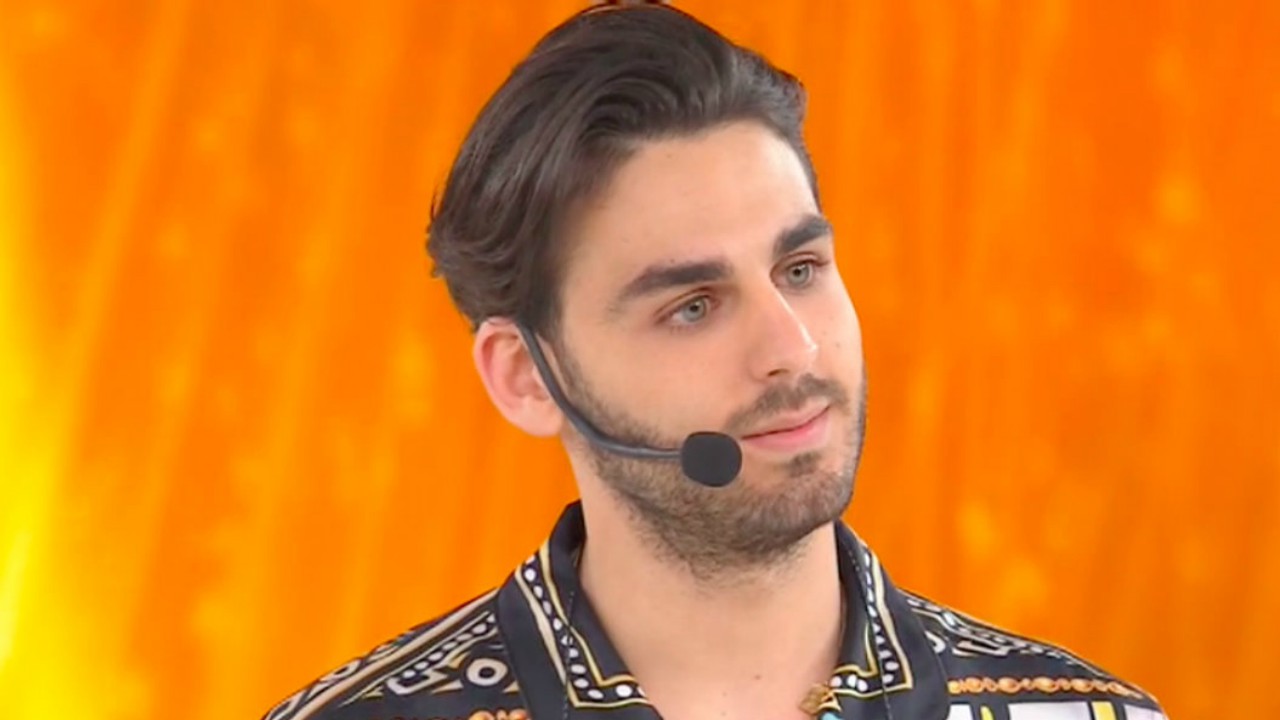 Amici Speciali, seconda puntata: il vincitore è Alberto Urso, Maria De Filippi prende in giro Sabrina Ferilli e Gaia Gozzi