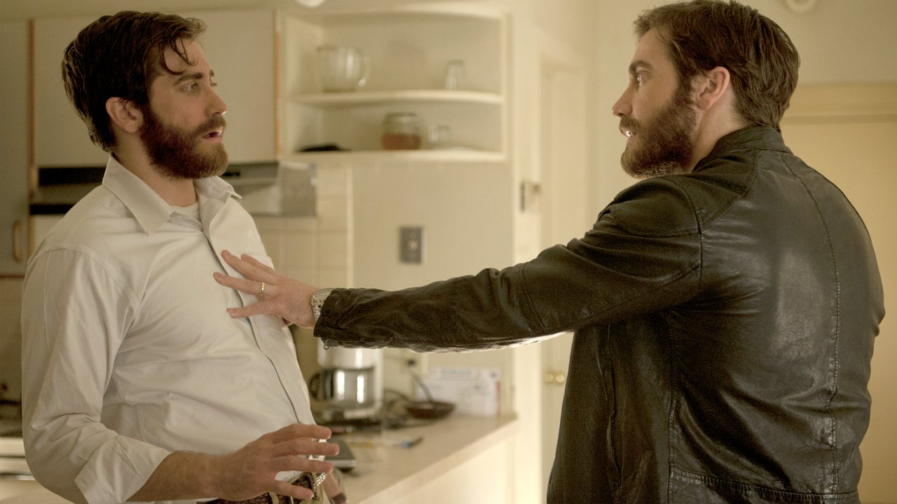 Enemy con Jake Gyllenhaal, la recensione e l'interpretazione dell'enigmatico film di Denis Villeneuve
