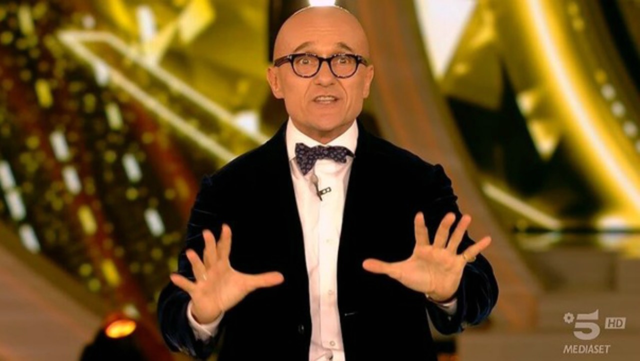 Grande Fratello Vip, arriva una candidatura inaspettata: Alfonso Signorini accetterà?