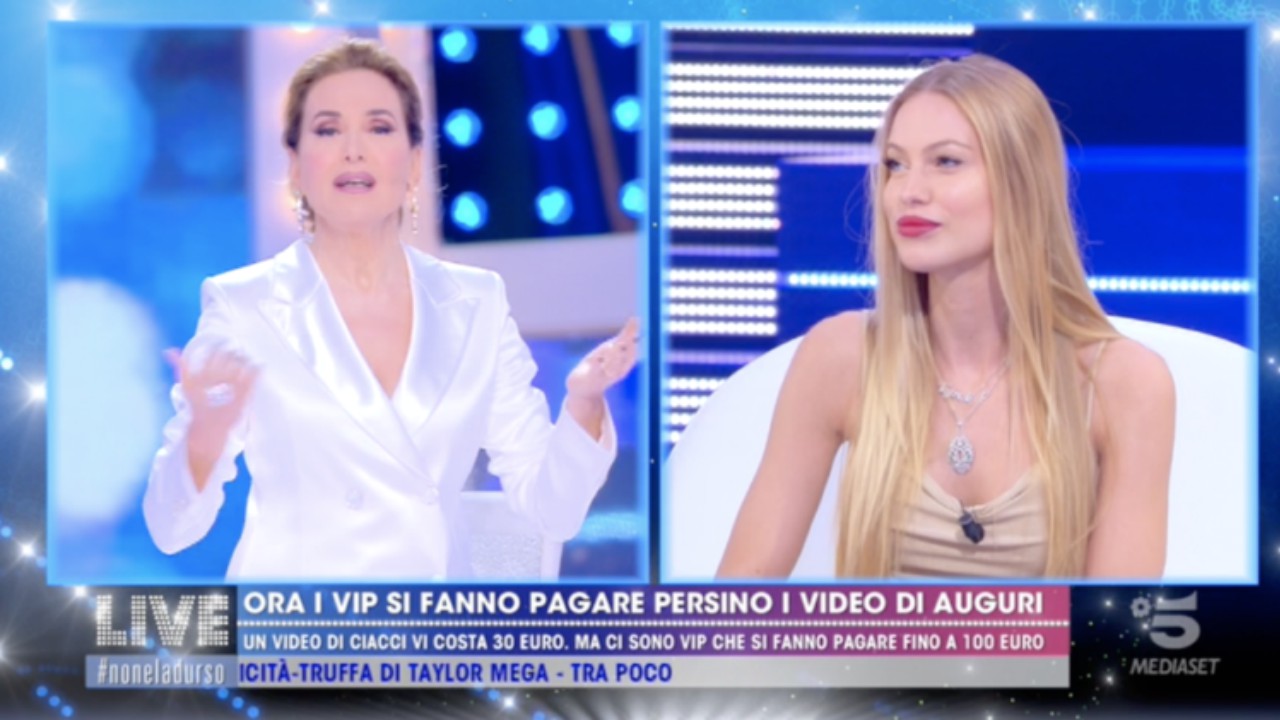 Live - Non è la d'Urso, Taylor Mega chiede perdono a Barbara d'Urso e torna in studio (video)