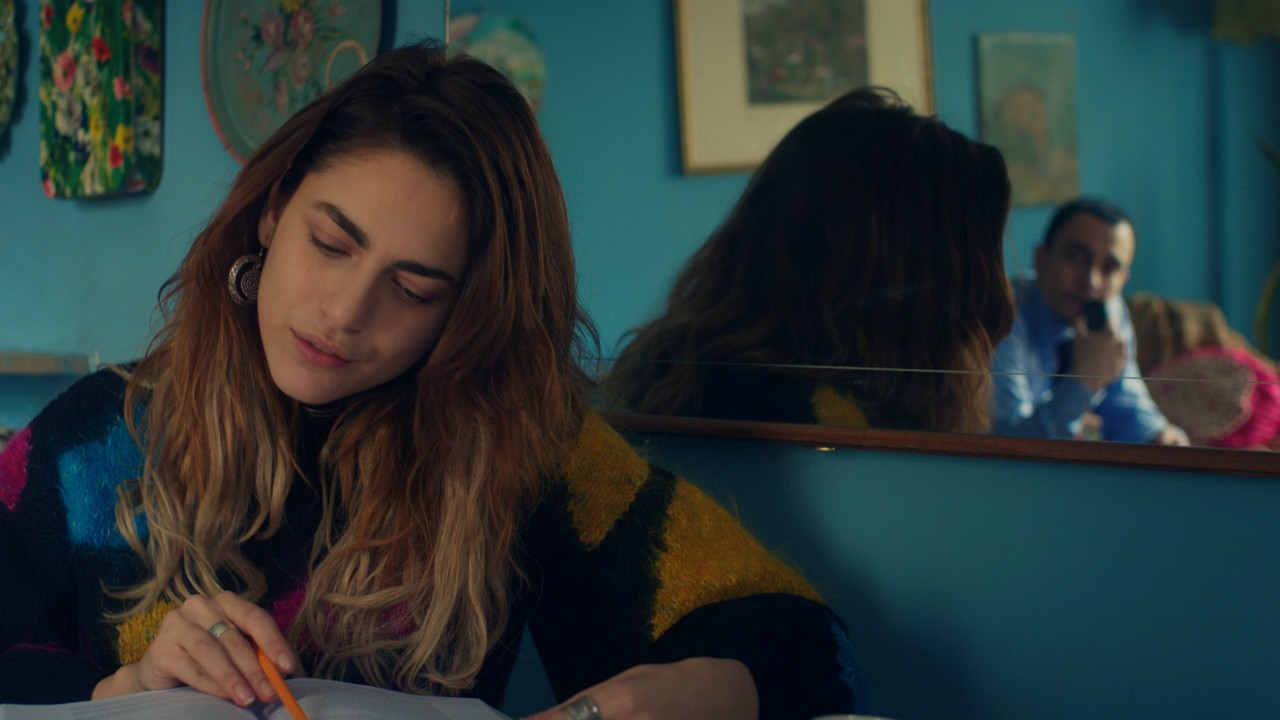 L'amore a domicilio: Miriam Leone, Simone Liberati e la paura delle cose belle