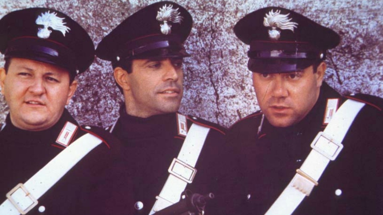I due carabinieri: la rivalità fra Verdone e Montesano e quella morte a sorpresa