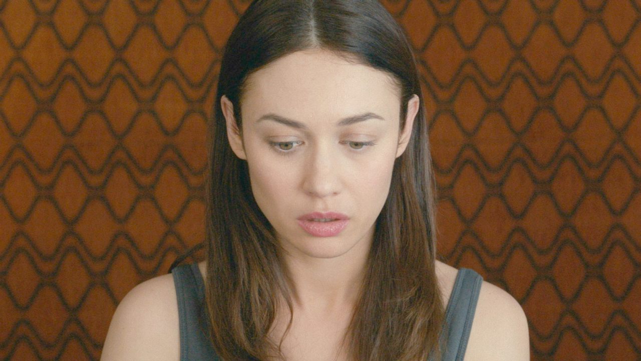 The Room - La stanza del desiderio, l'horror thriller con Olga Kurylenko disponibile in streaming, ecco il trailer